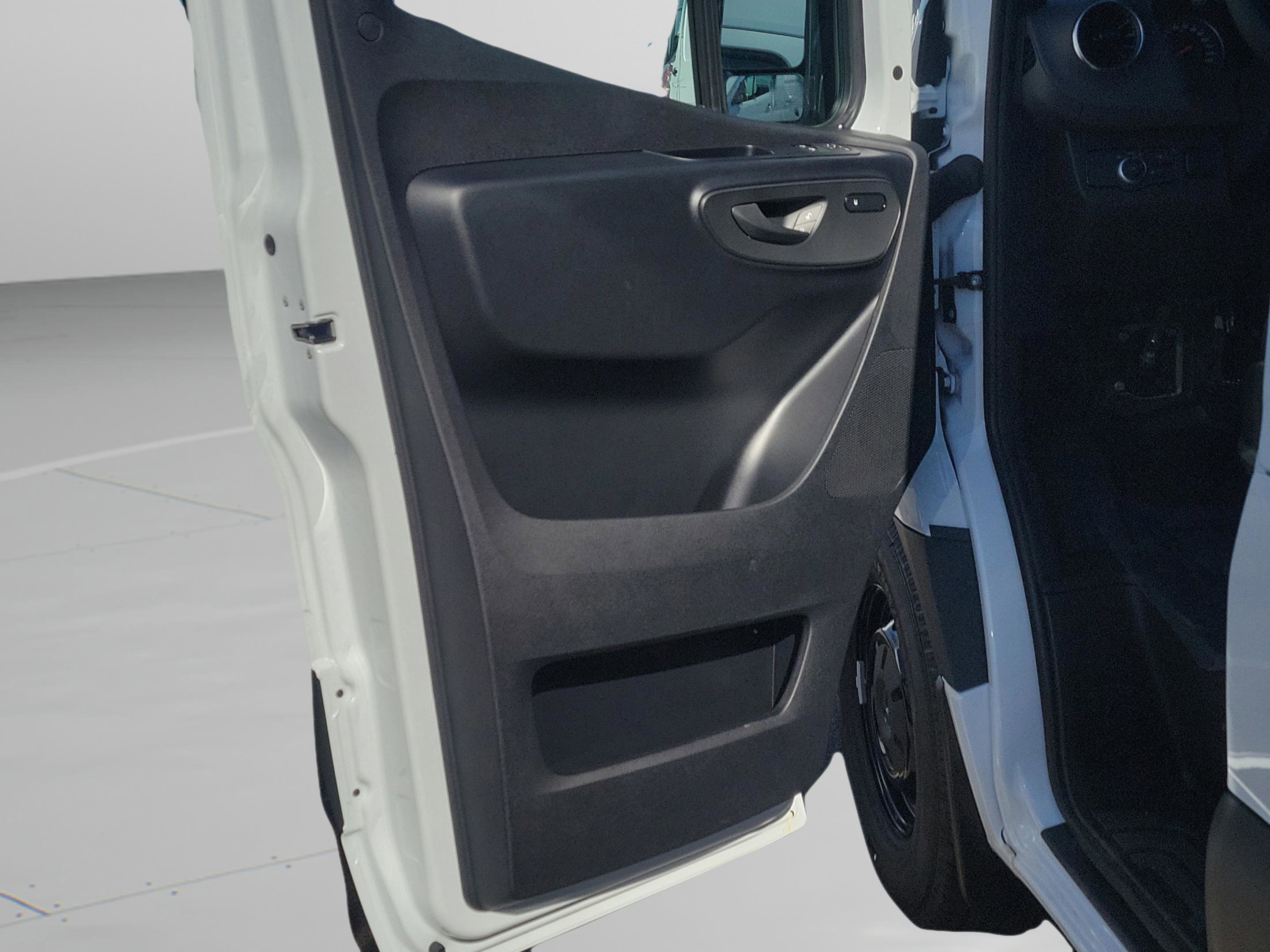 Used 2026 Mercedes-Benz Sprinter 2500 image 21