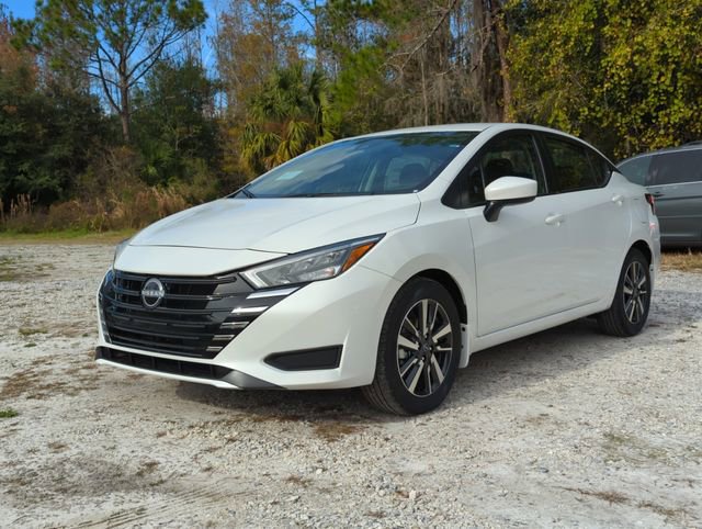 New 2025 Nissan Versa SV w/ Trunk Package FWD image 4