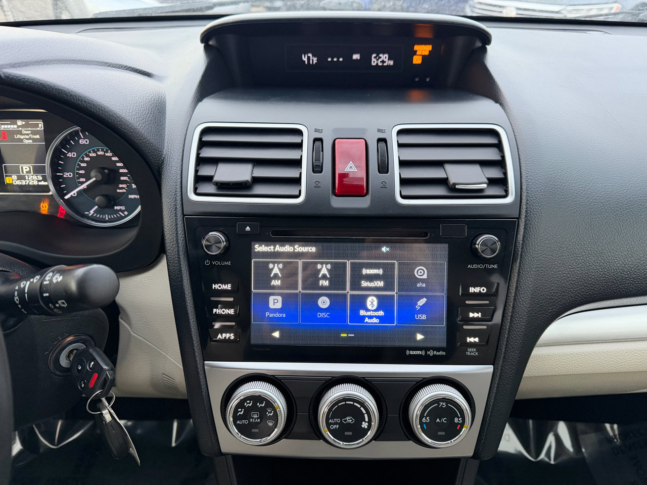 Used 2015 Subaru Crosstrek 2.0i Limited image 56