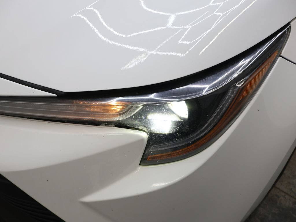 Used 2023 Toyota Corolla LE FWD image 29