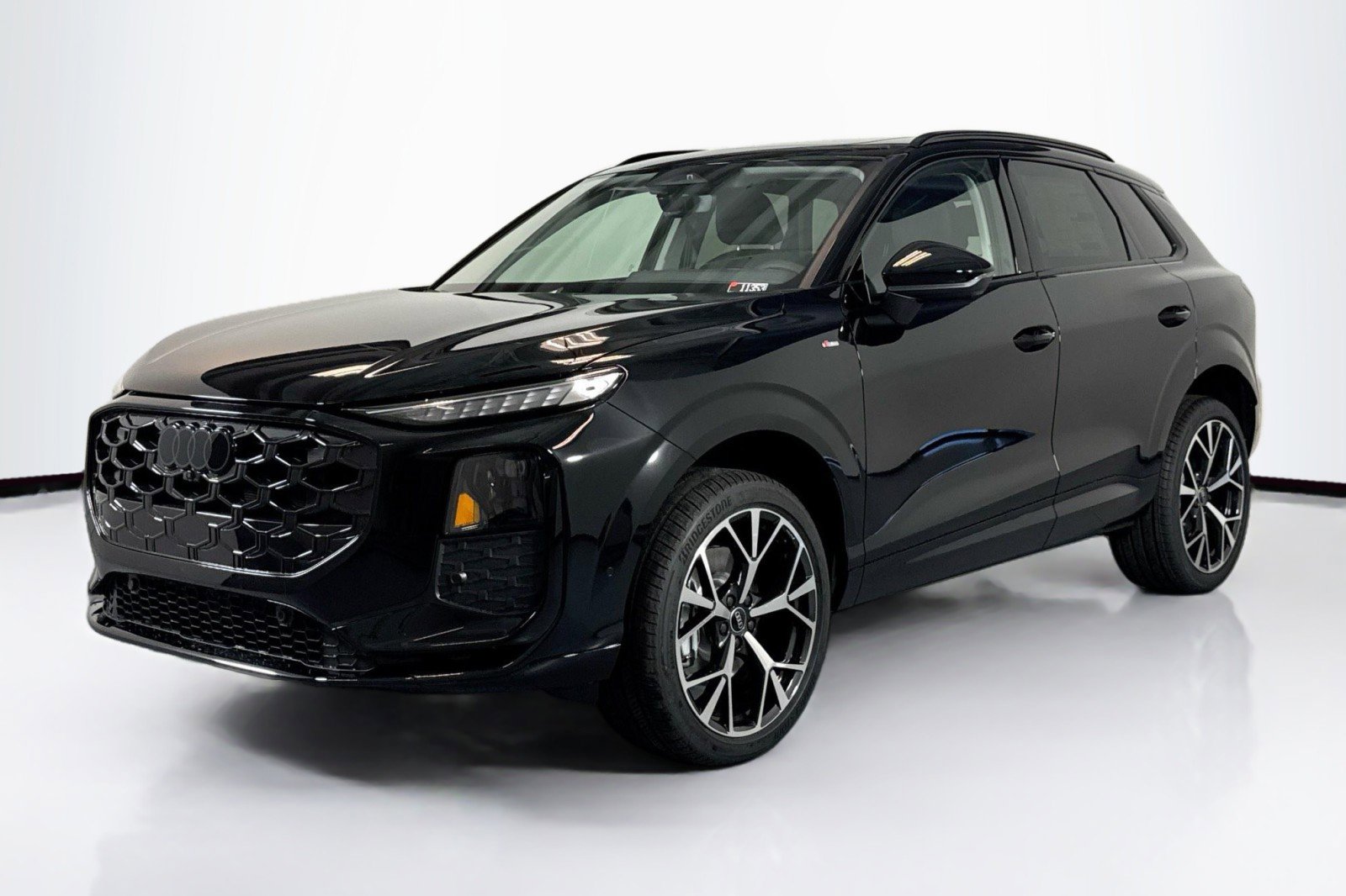 New 2026 Audi Q3 quattro 2.0T