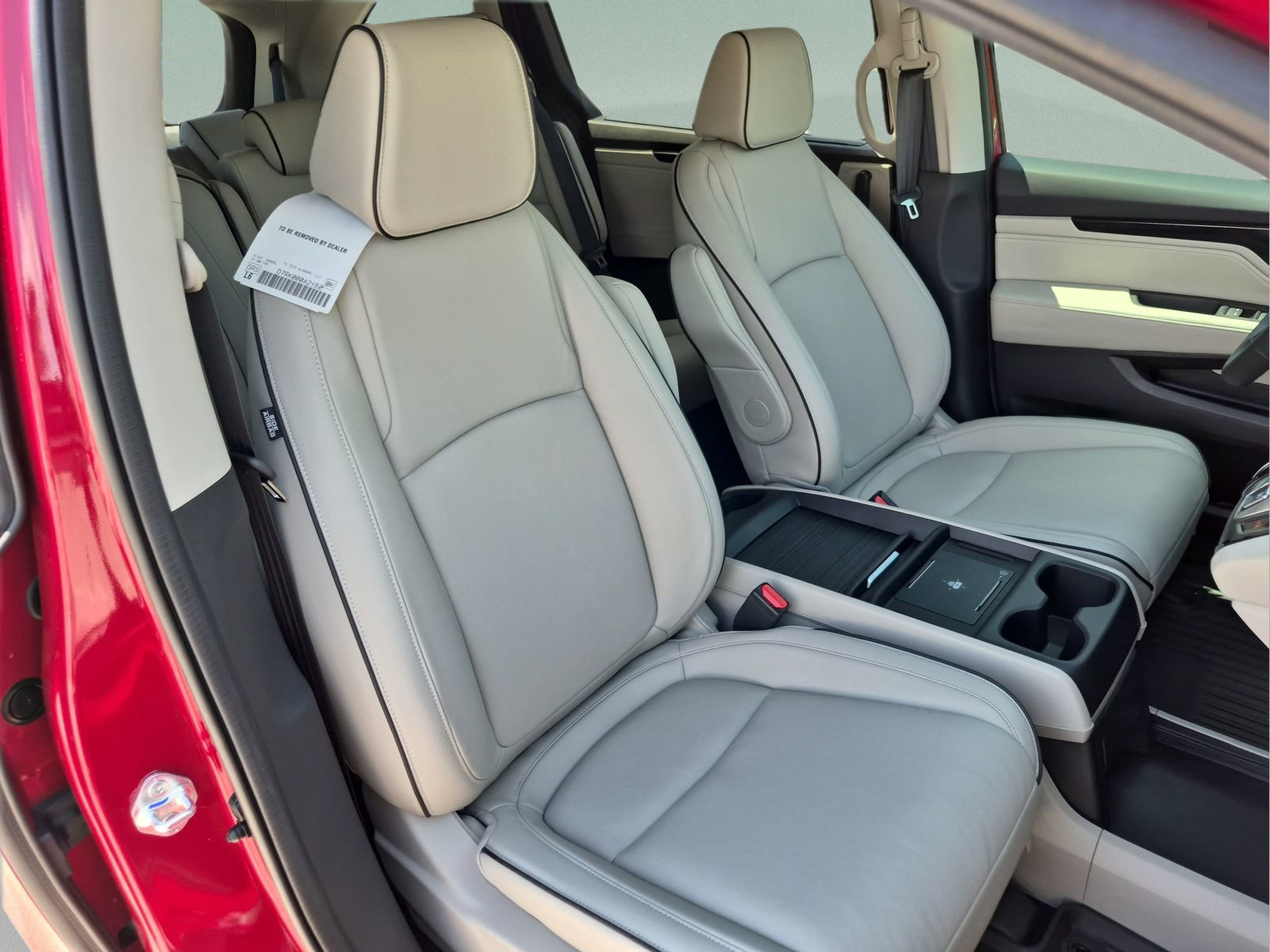 New 2026 Honda Odyssey Touring image 19