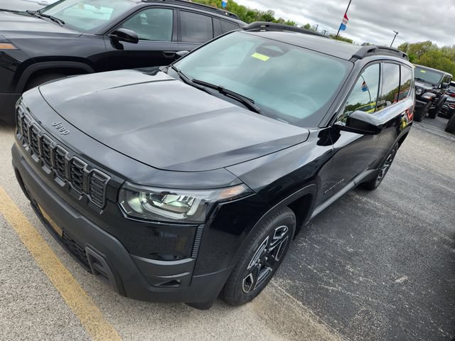 New 2026 Jeep Cherokee Laredo AWD/4WD image 1