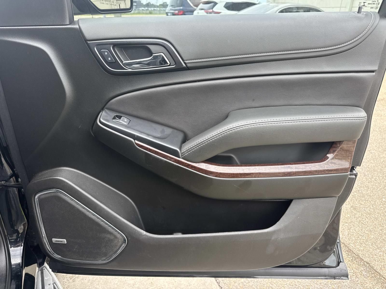 Used 2020 GMC Yukon XL SLT AWD/4WD image 17