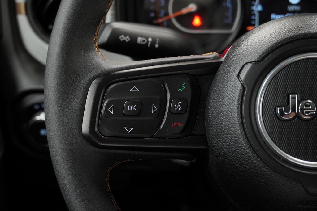 Certified 2024 Jeep Wrangler Willys image 33