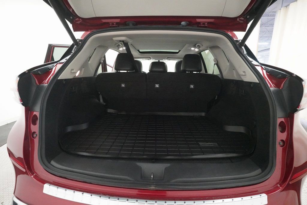 Used 2018 Nissan Murano Platinum image 10