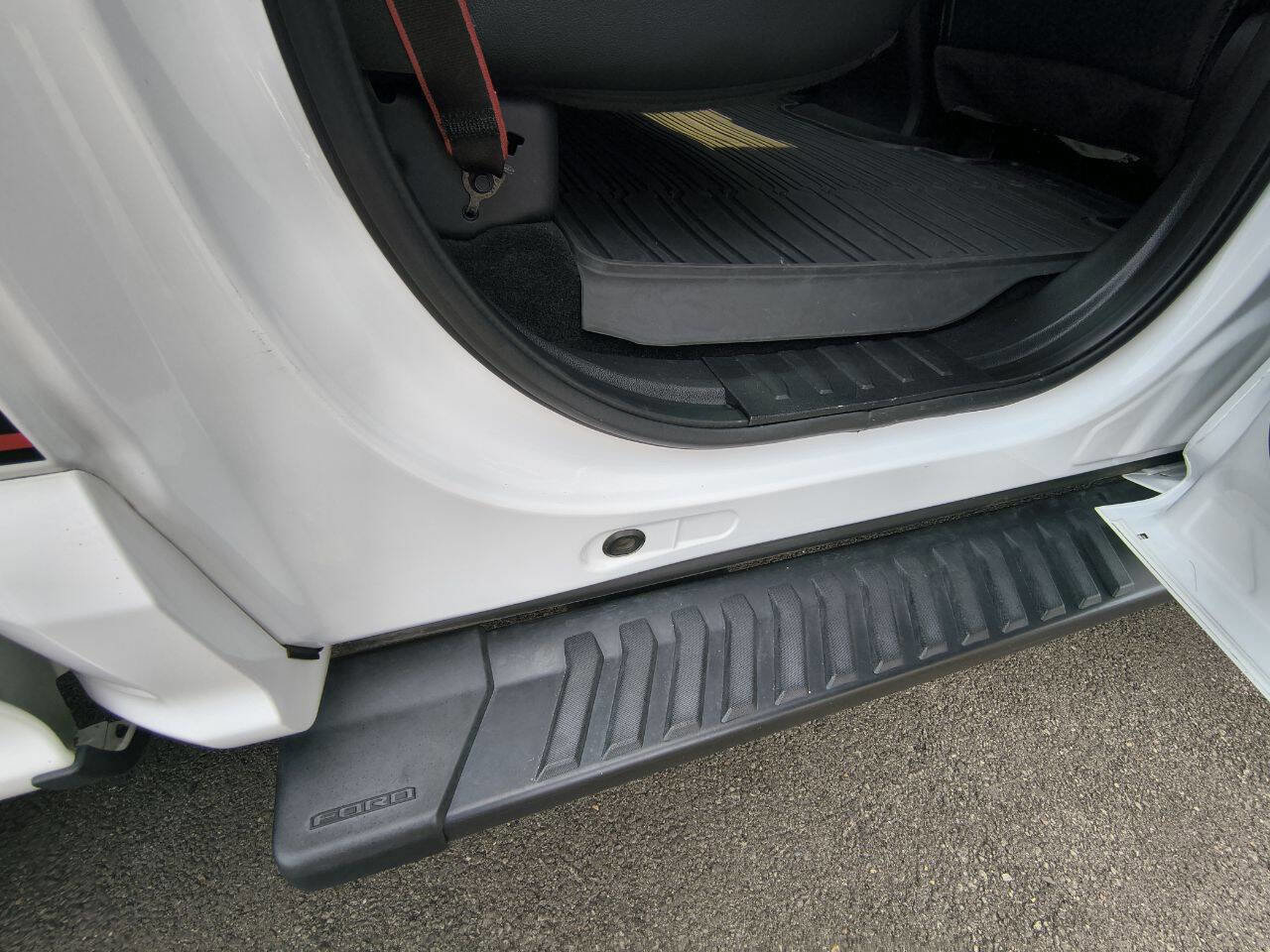 Used 2017 Ford F150 Lariat w/ Equipment Group 502A Luxury image 25