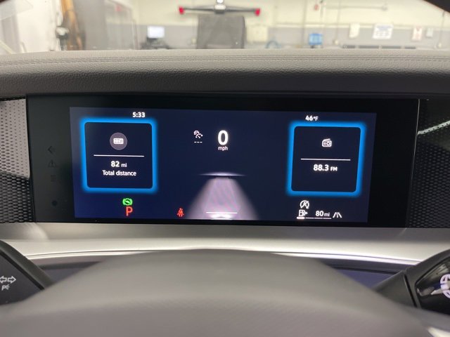 New 2025 Volkswagen Tiguan SE image 14