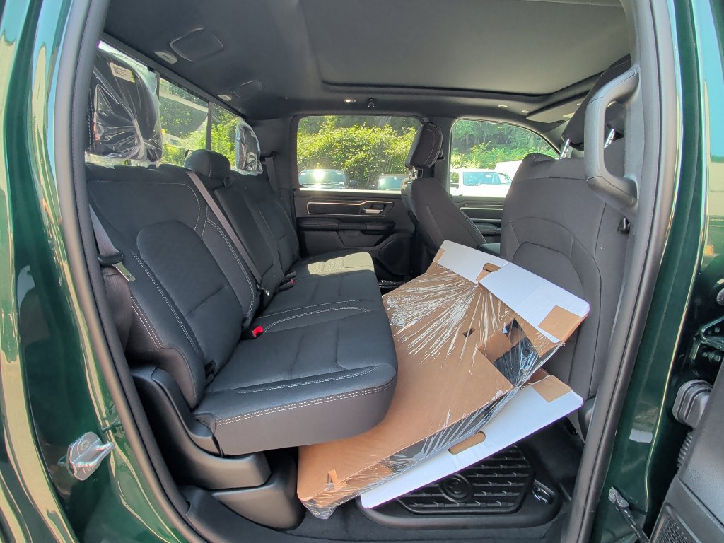New 2026 RAM 1500 Big Horn AWD/4WD image 14