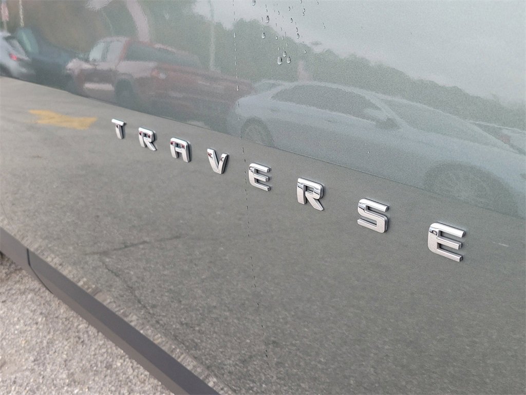 Certified 2023 Chevrolet Traverse LT image 9