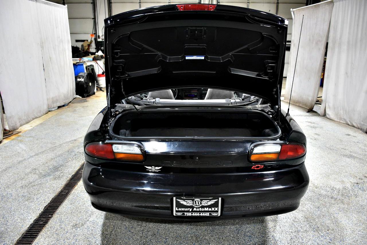 Used 1998 Chevrolet Camaro Z28 RWD image 24