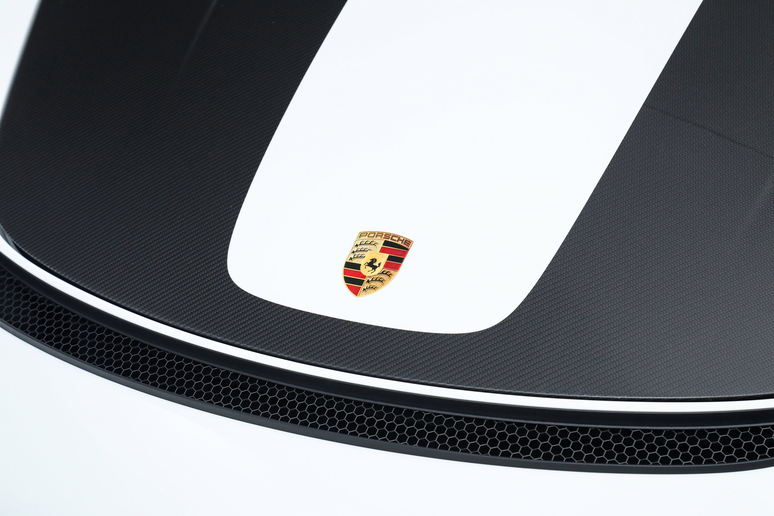 Used 2025 Porsche 718 Cayman GT4 RS RWD image 11