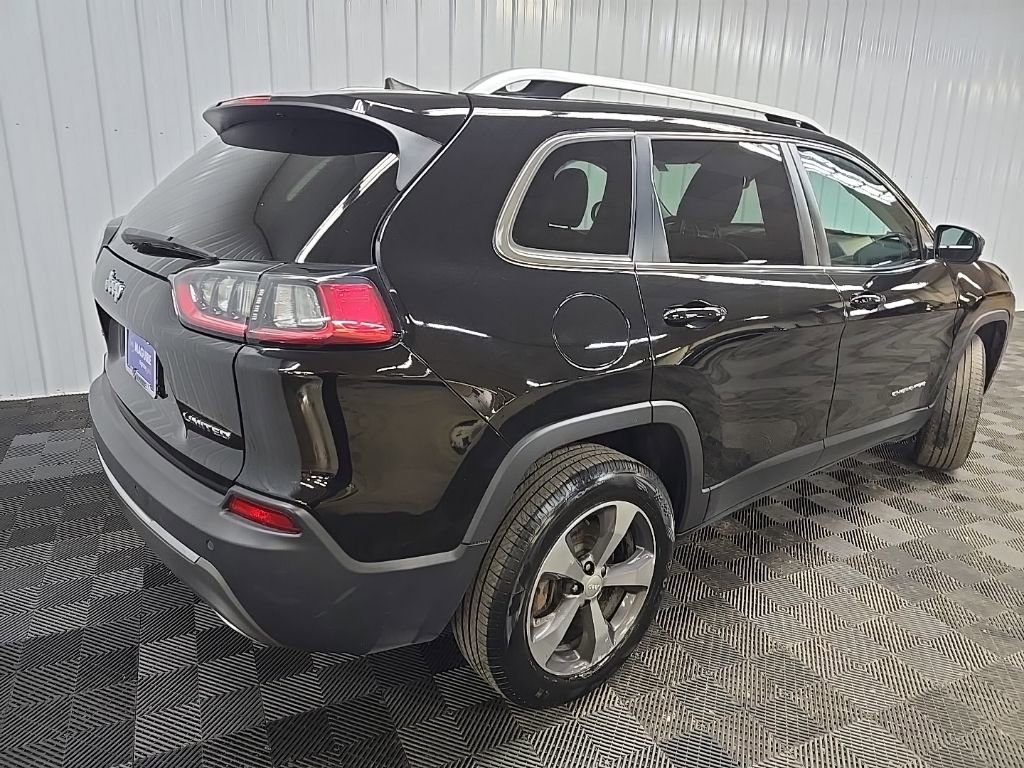 Used 2019 Jeep Cherokee Limited AWD/4WD image 10