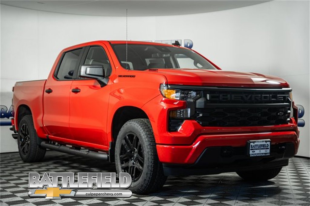 New 2026 Chevrolet Silverado 1500 Custom w/ Turbomax Blackout Package