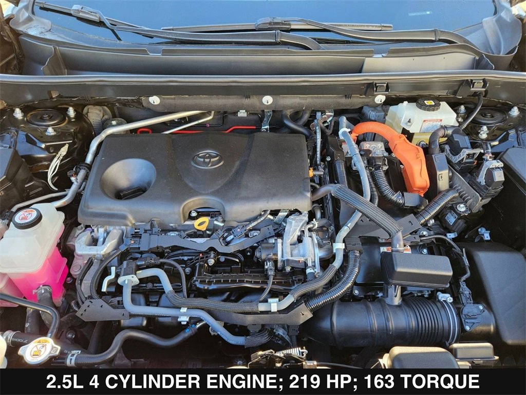 Used 2021 Toyota RAV4 XLE w/ Convenience Package image 36