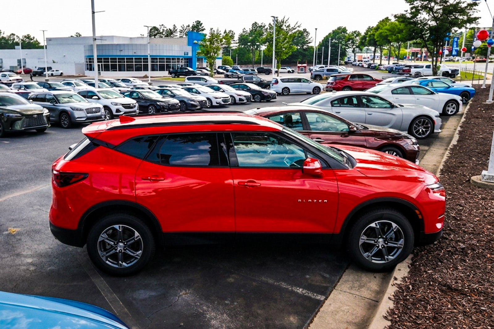 New 2026 Chevrolet Equinox EV LT AWD/4WD image 48