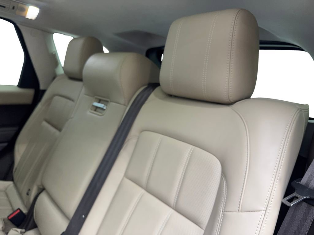Used 2022 Land Rover Range Rover Sport HSE Silver Edition image 35