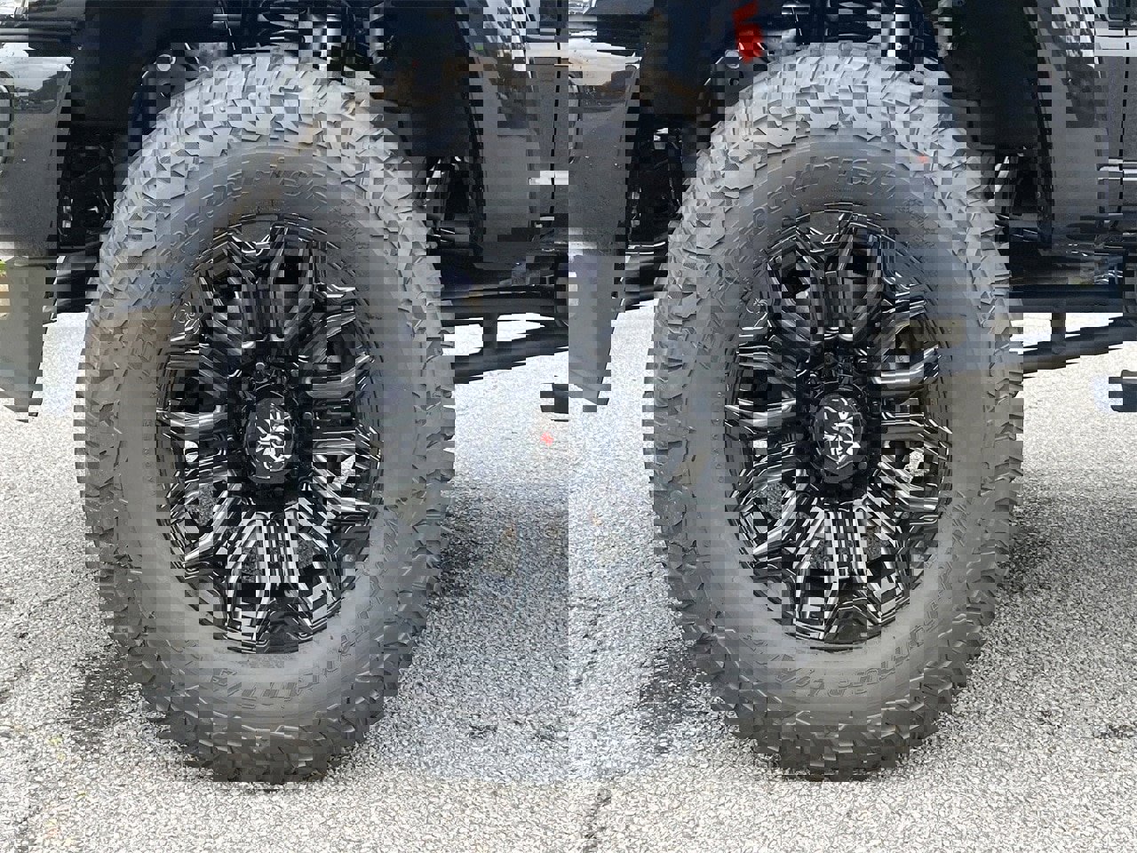 New 2025 Ford F250 XLT w/ Black Appearance Package image 44