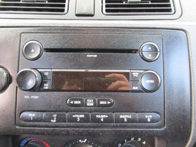 Used 2007 Ford Focus ZX4 image 16