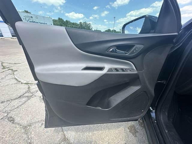 Used 2024 Chevrolet Equinox LS w/ LS Convenience Package FWD image 24