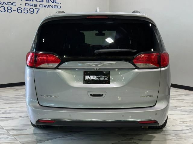 Used 2020 Chrysler Pacifica Limited FWD image 7