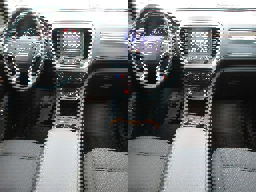 Certified 2023 GMC Acadia SLE w/ Driver Convenience Package image 15