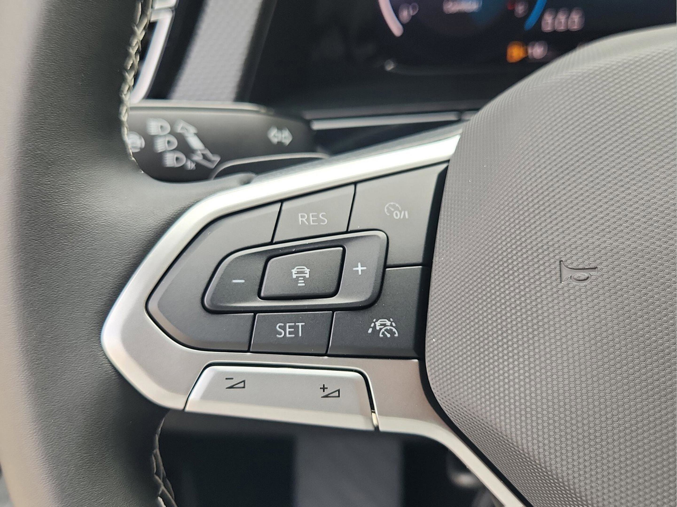 New 2026 Volkswagen Atlas Cross Sport SEL image 23