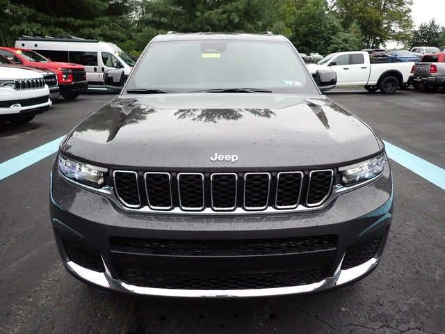 New 2024 Jeep Grand Cherokee L Laredo image 10