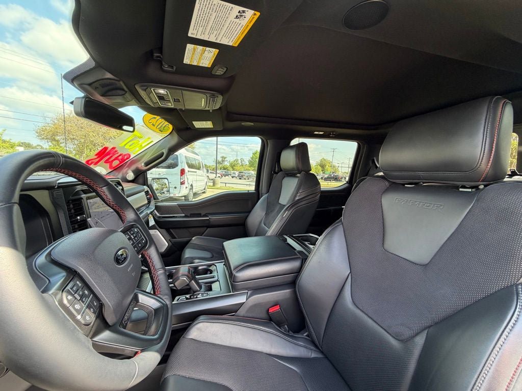 Used 2025 Ford F150 Raptor image 23