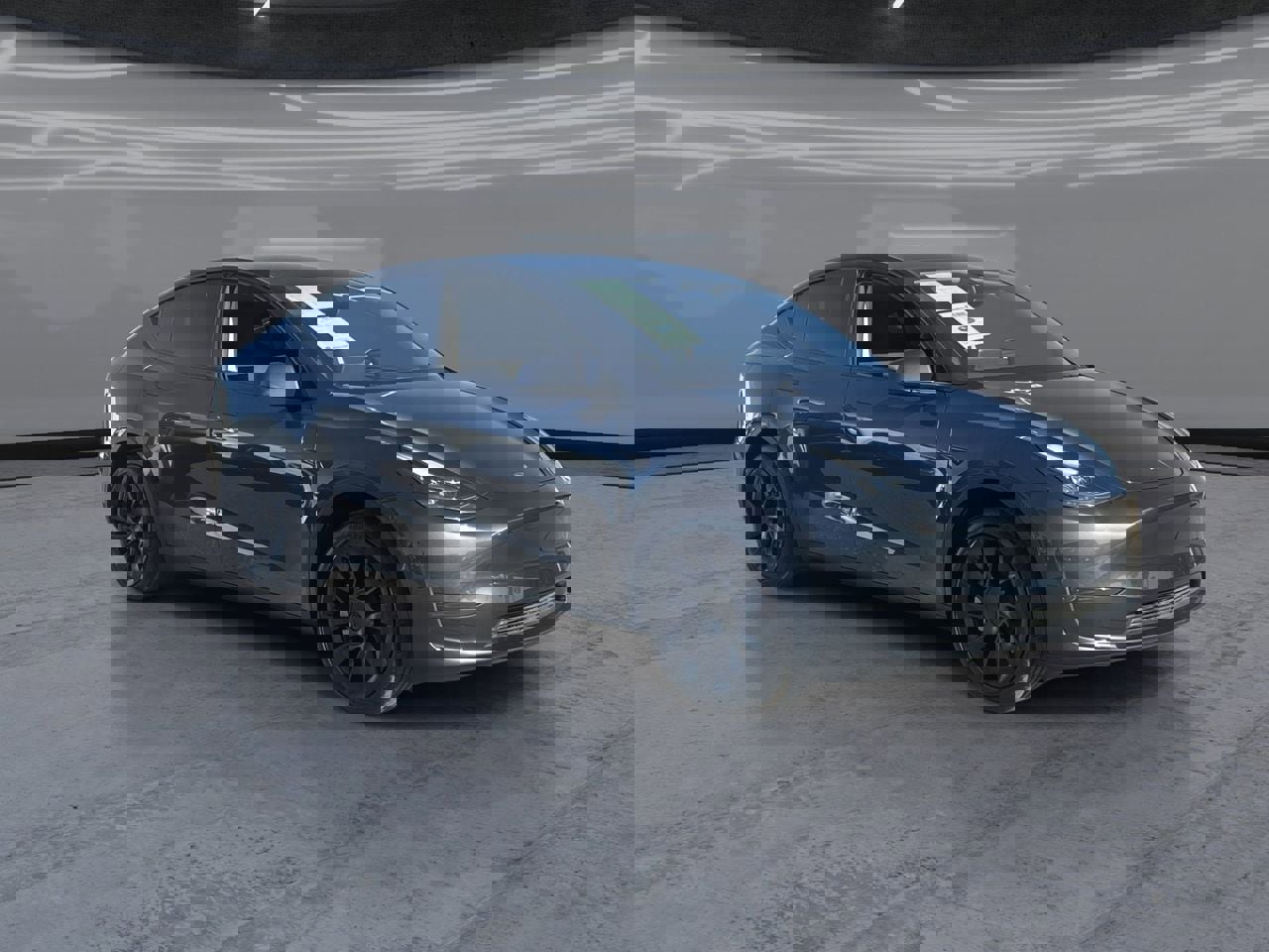 Used 2024 Tesla Model Y Long Range RWD image 2