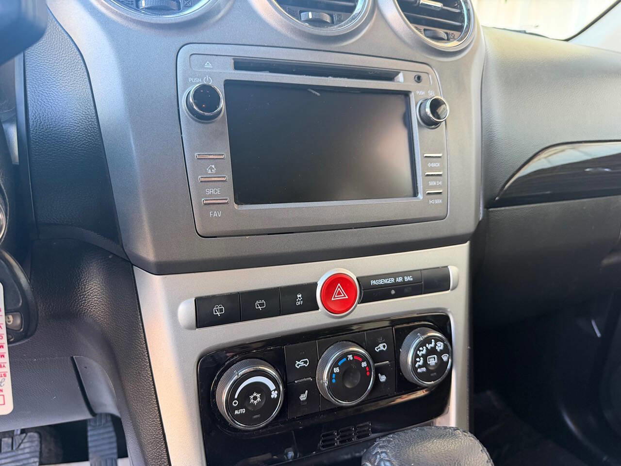 Used 2014 Chevrolet Captiva Sport LT w/ Convenience Package FWD image 17