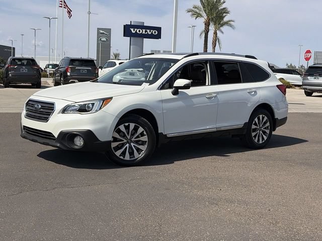 Used 2017 Subaru Outback 3.6R Touring w/ Popular Package #5A AWD/4WD image 2