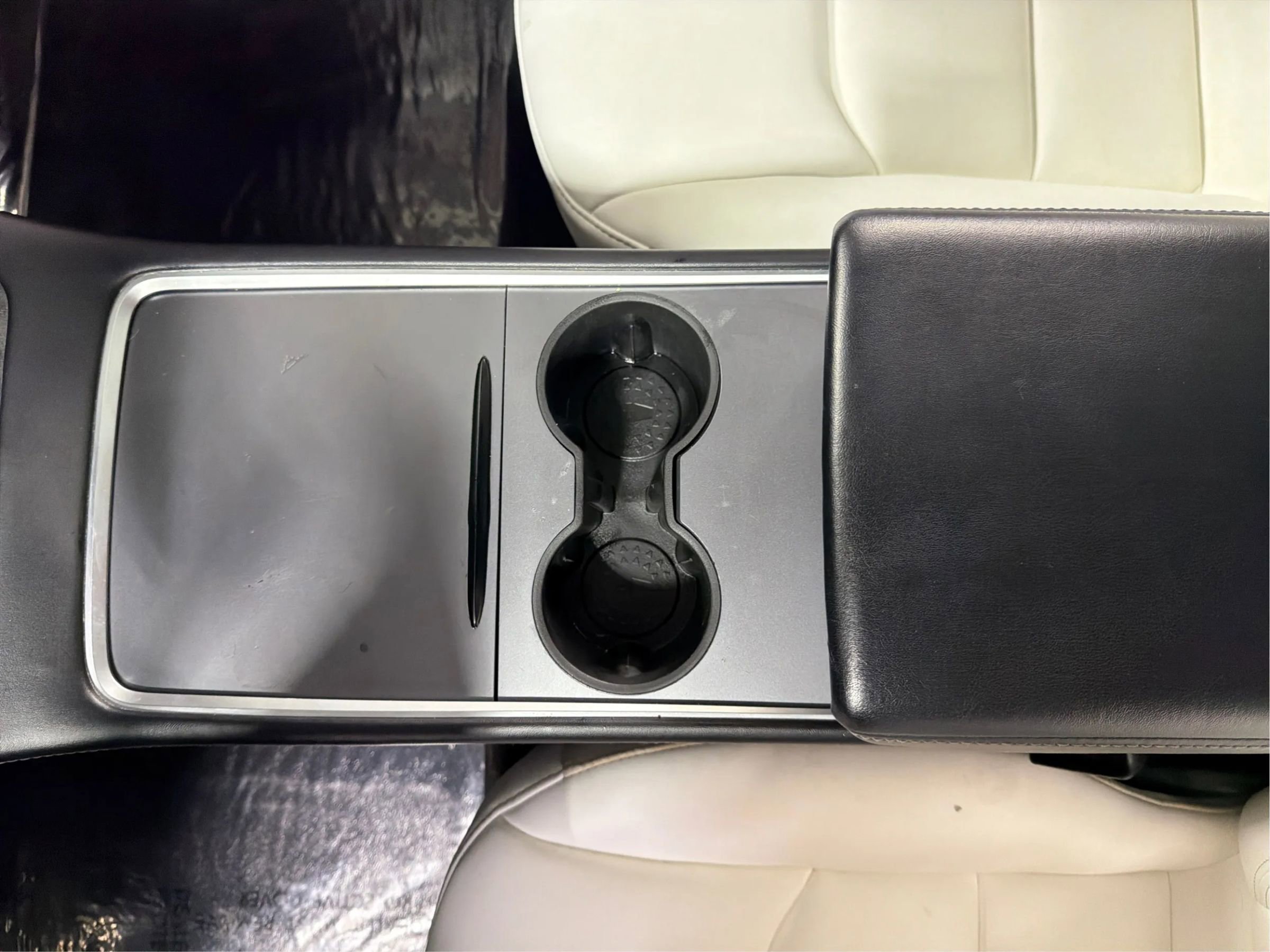Used 2022 Tesla Model Y Performance image 14