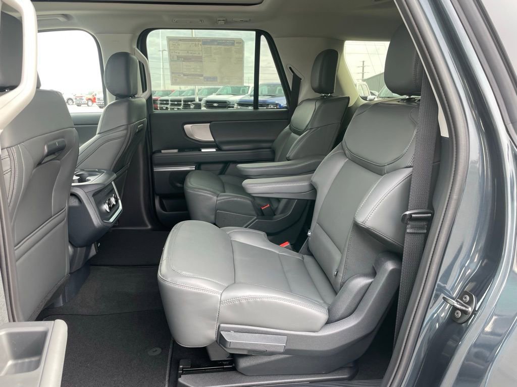 New 2026 Ford Expedition Max Active image 8