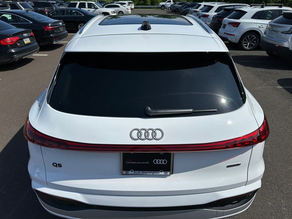 Used 2025 Audi Q5 Premium w/ Convenience Package AWD/4WD image 23
