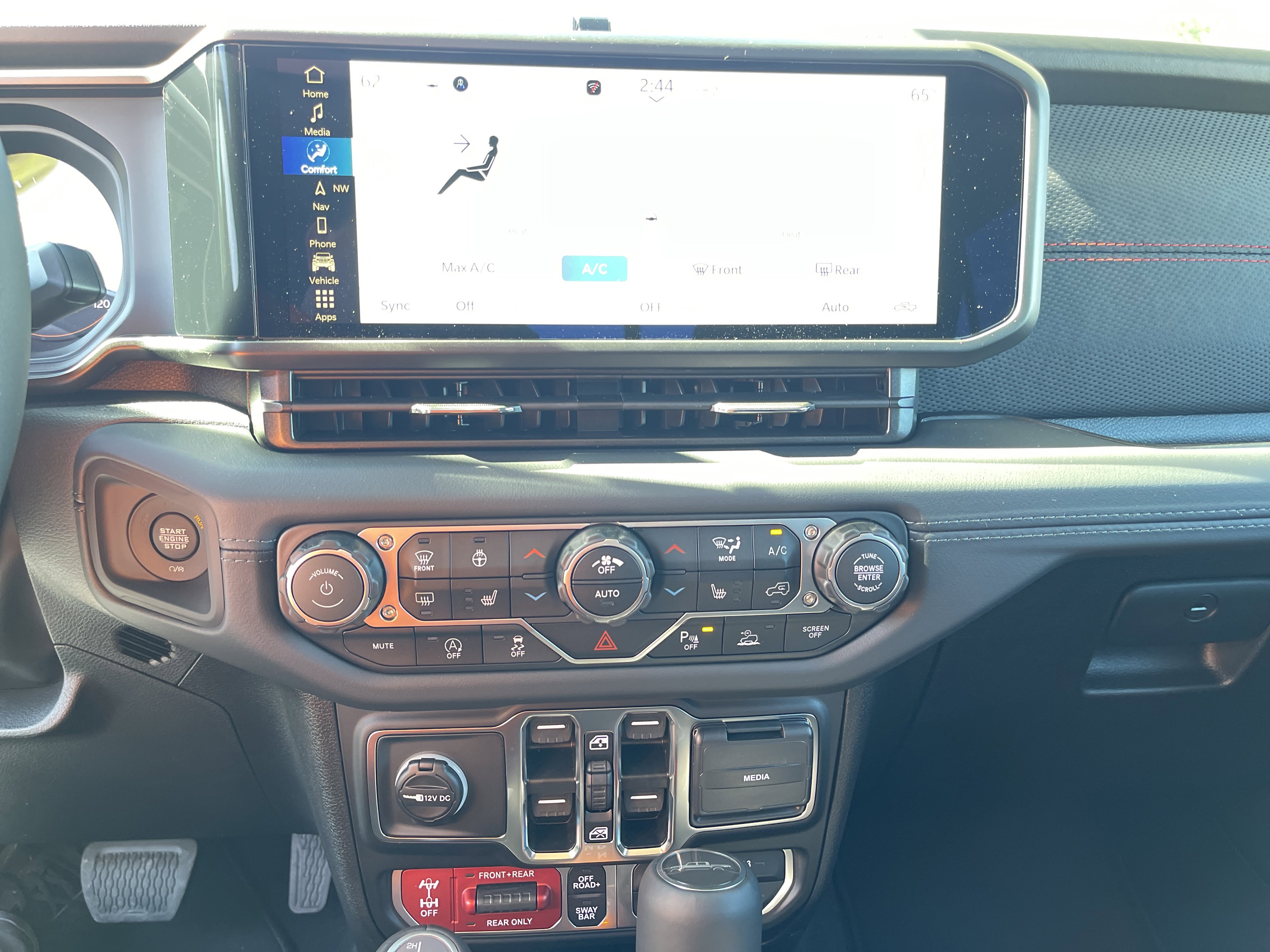 New 2025 Jeep Gladiator Rubicon image 27