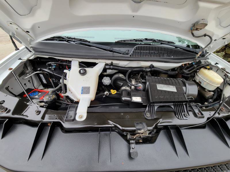 Used 2015 Chevrolet Express 3500 LS RWD image 13