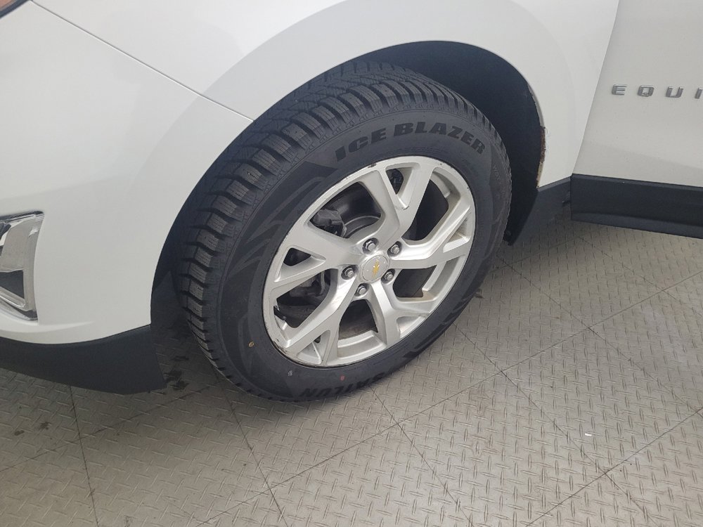 Used 2018 Chevrolet Equinox Premier AWD/4WD image 31