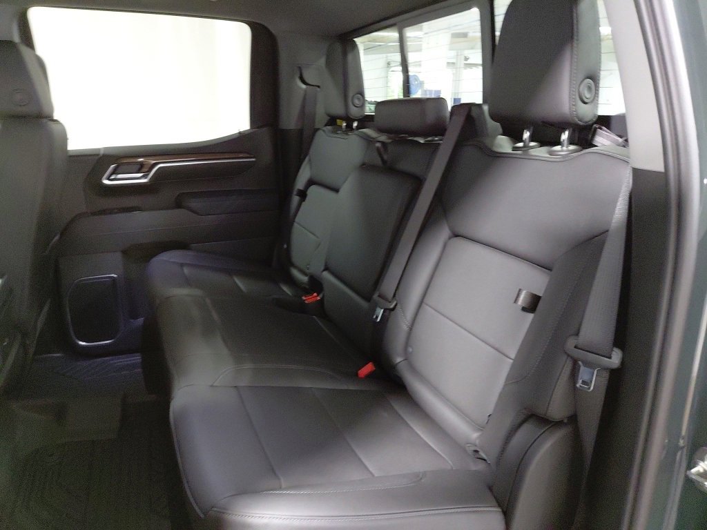 New 2026 Chevrolet Silverado 1500 LT image 18