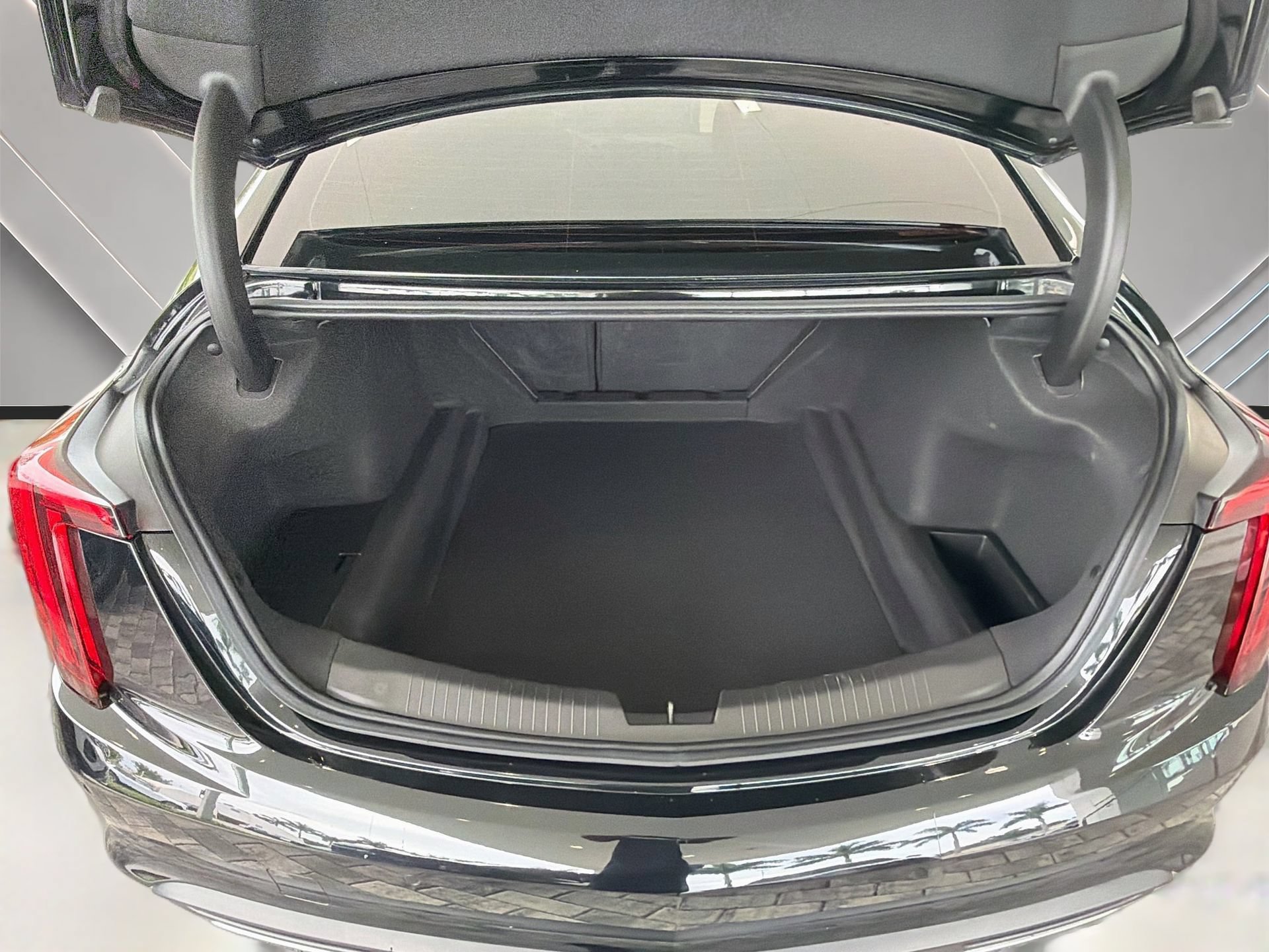 Used 2024 Cadillac CT5 Luxury w/ Sun And Sound Package RWD image 12