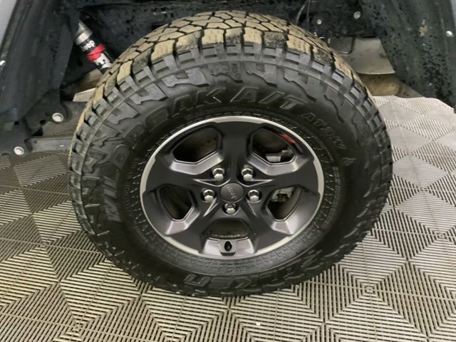 Used 2022 Jeep Gladiator Rubicon w/ LED Lighting Group image 12