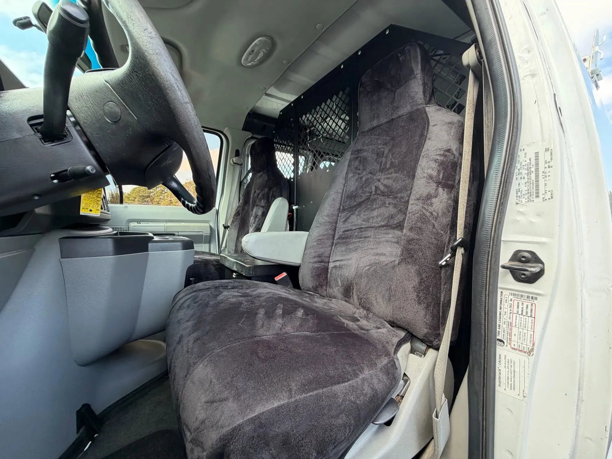 Used 2010 Ford E-250 and Econoline 250 image 22