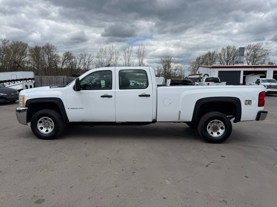 Used 2008 Chevrolet Silverado 3500 W/T AWD/4WD image 2