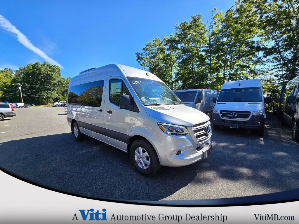 Used 2024 Mercedes-Benz Sprinter 2500 image 10