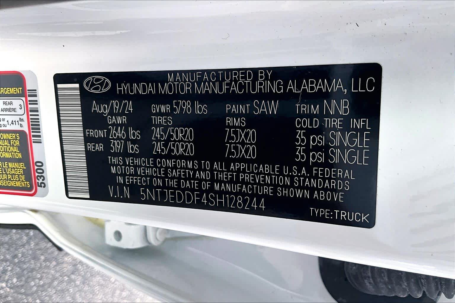Used 2025 Hyundai Santa Cruz Limited AWD/4WD image 33