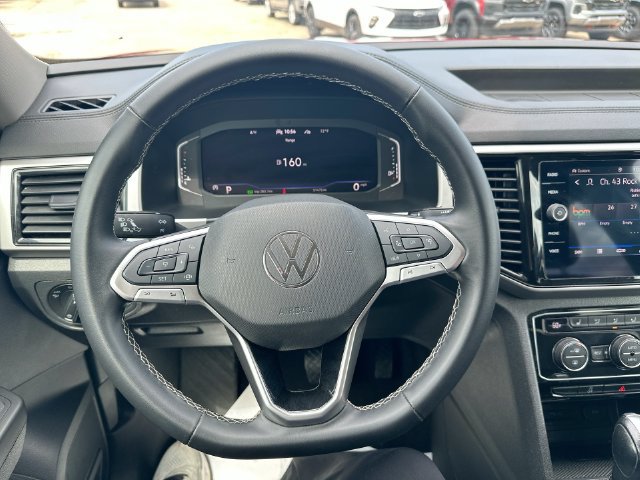 Used 2023 Volkswagen Atlas SE AWD/4WD image 16