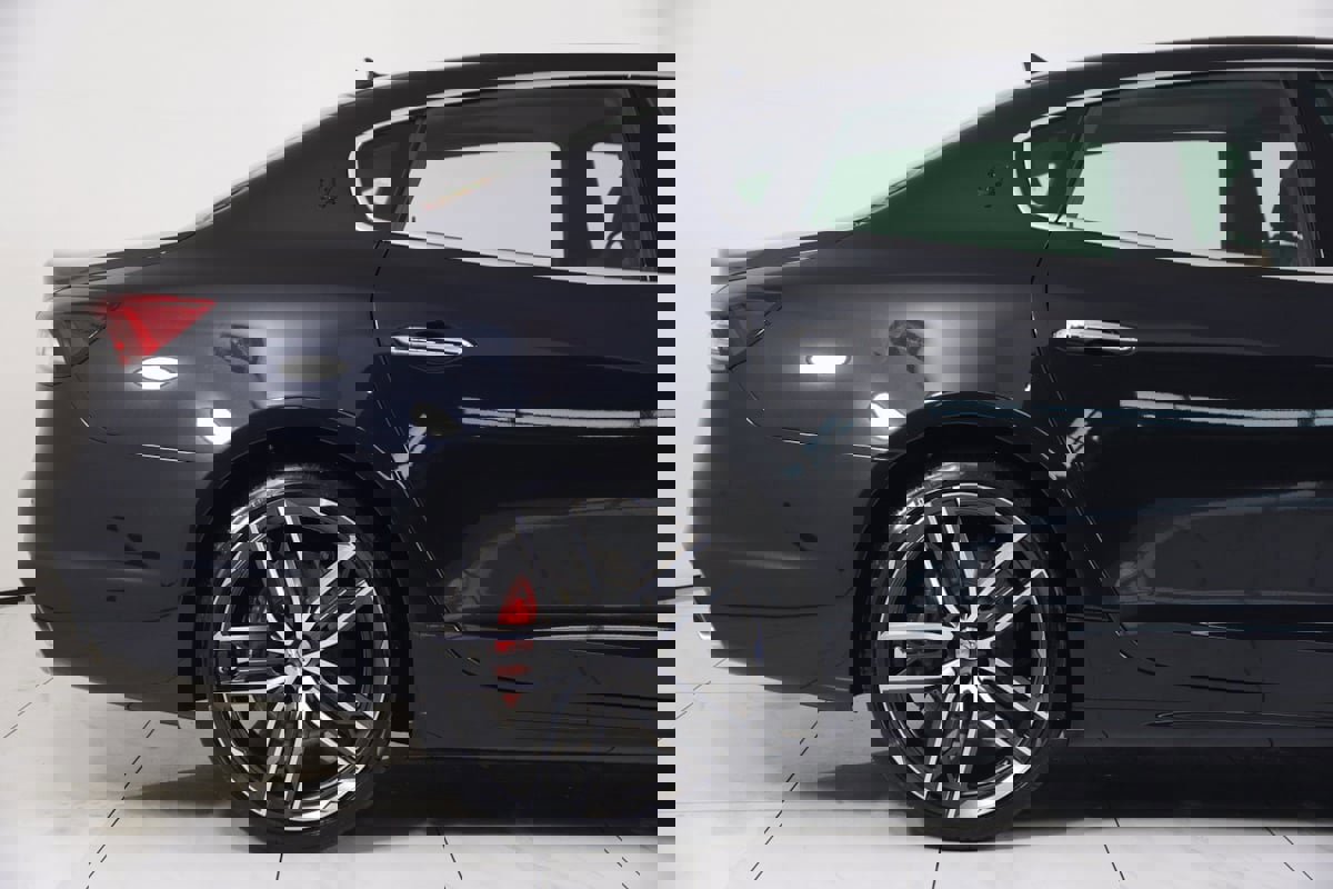 Used 2023 Maserati Quattroporte Modena Q4 image 62