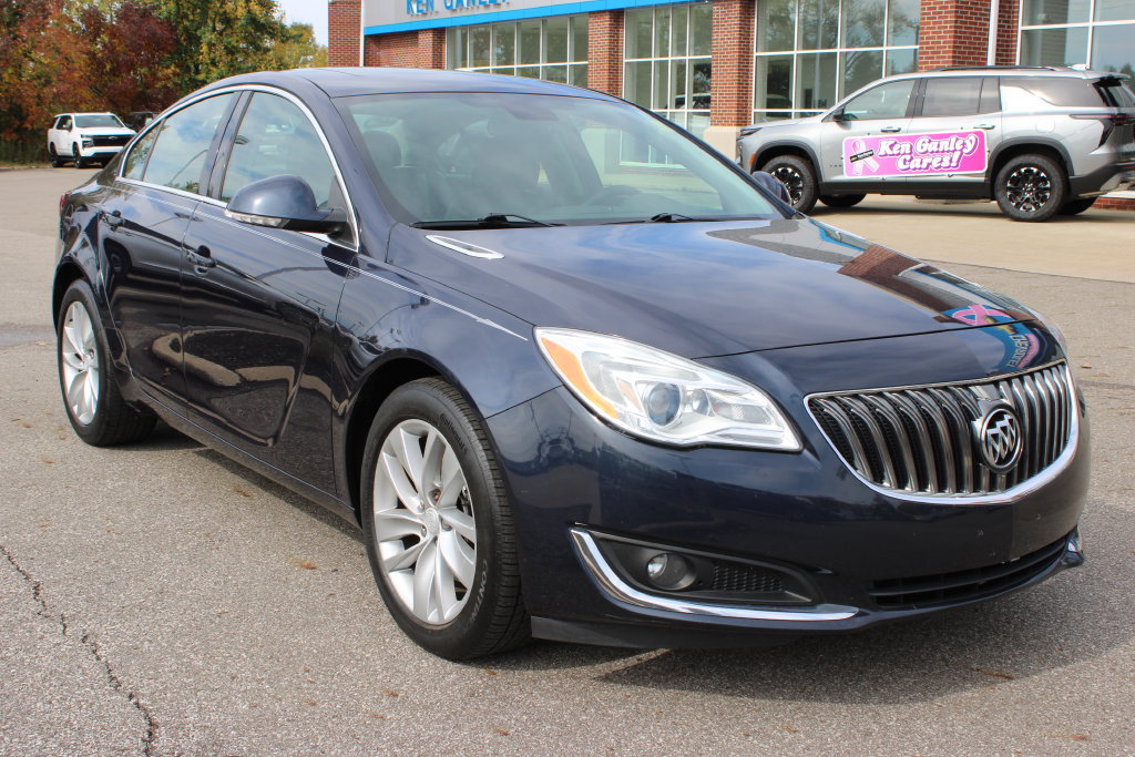 Used 2015 Buick Regal Premium w/ Experience Buick Package FWD image 4