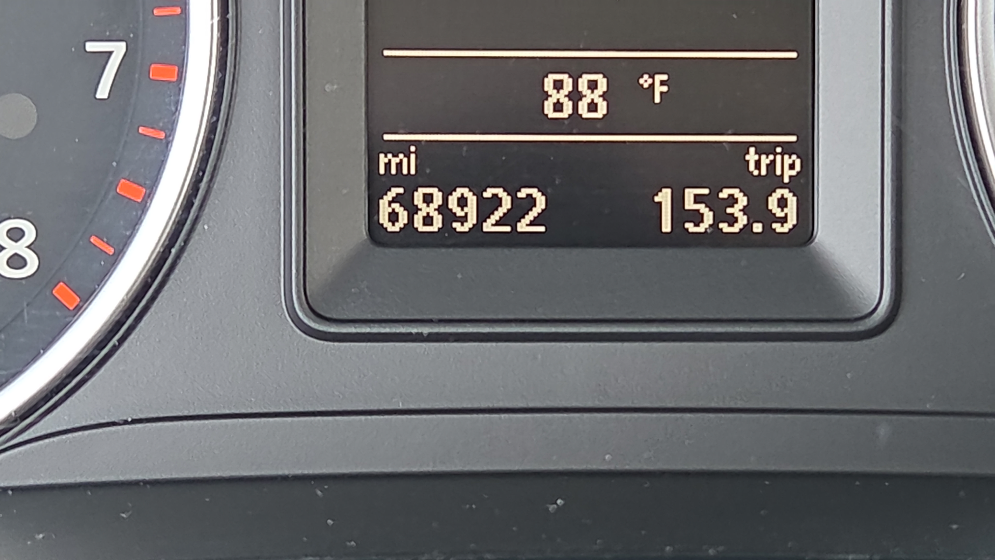 Used 2017 Volkswagen Tiguan S FWD image 25