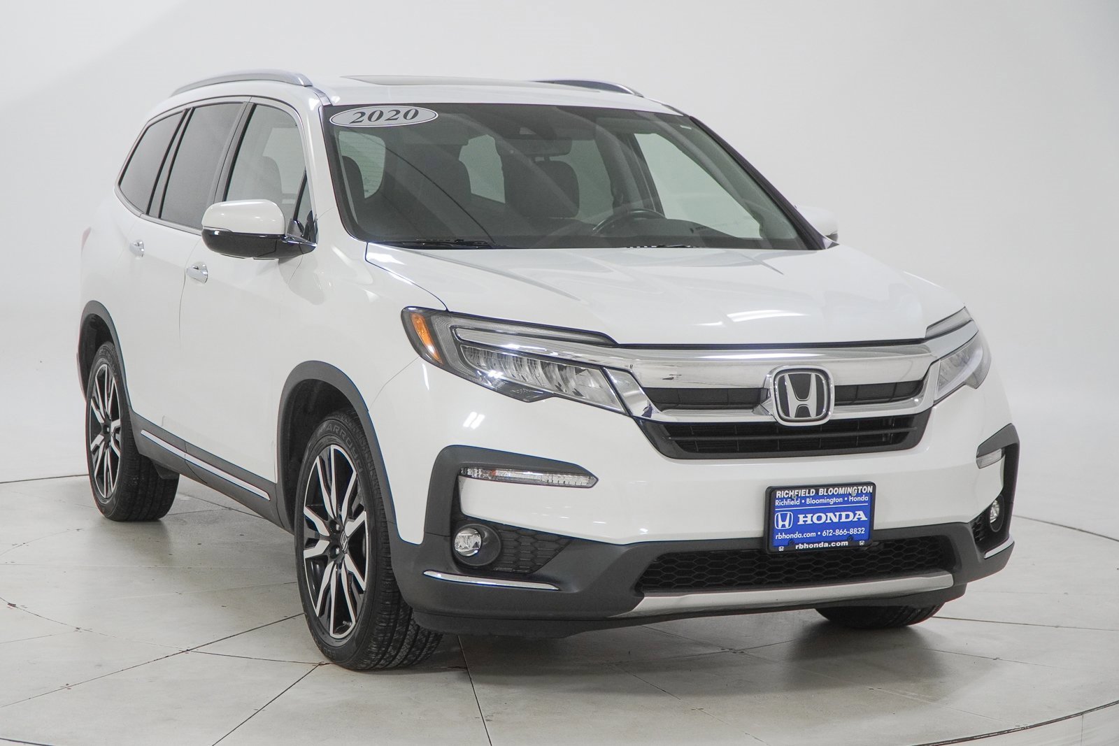 Used 2020 Honda Pilot Touring image 16